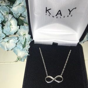 Stunning Kay jewelers infinity necklace✨